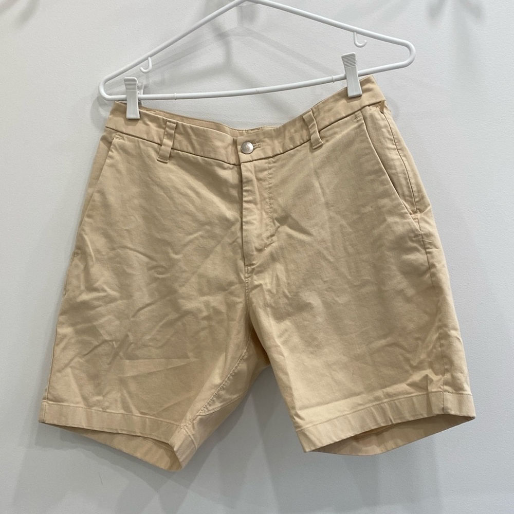 Lululemon golf shorts, Tam/ cream tone  colour